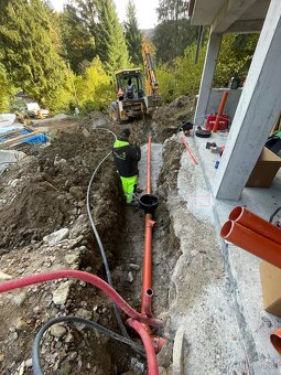 Výkopové práce , základové dosky , hrubé stavby - 8