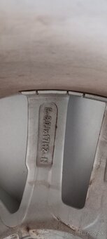 Originál disky audi 8Y0601025E/ ET 46 R 17 - 8