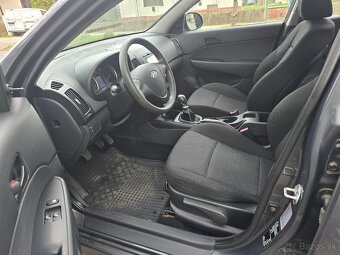 Predám Hyundai i30 cw 1.4 benzín - 8