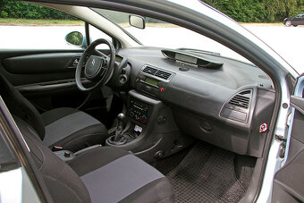 Citroën C4 1.6i 16V Coupe - 8