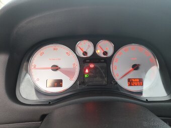 Peugeot 307 1.6HDi - 8