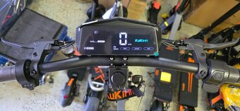 Elektrická kolobežka Kukirin G4 2000 W - 8