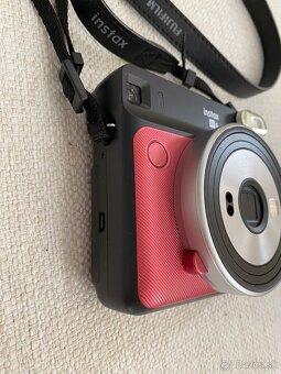 Fujifilm instax sq6 červeny / red - 8