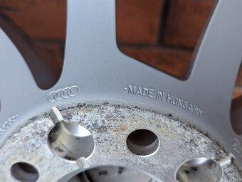 225/60 R17 Originalna sada diskov Audi A6 - 8