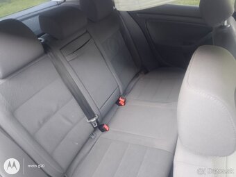 Rozpredám golf 5 TDI 77 kw - 8