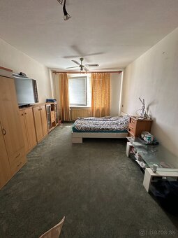 Na predaj 4 izbový byt - 8