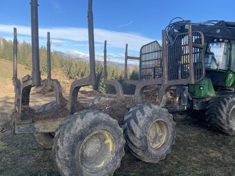 John Deere 1110 E - 8