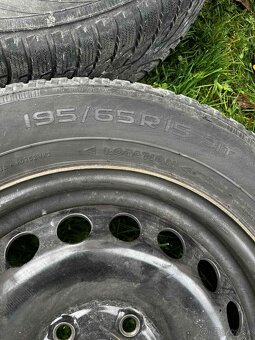 Predám zimné gumy na diskoch - 8