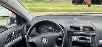 Škoda octavia-1.9 TDI 77kw - 8