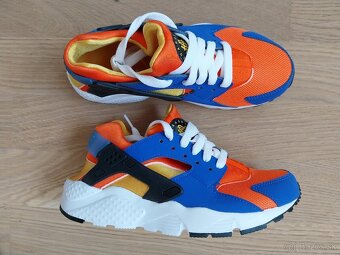 Tenisky Nike Huarache Run 37,5 - 8