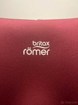 Predám autosedačku Britax Römer KIDFIX III M - 8