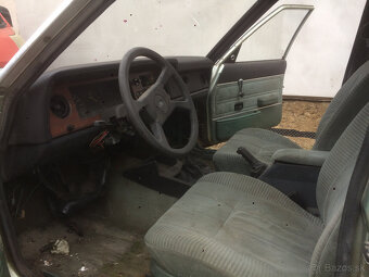 Ford Taunus Cortina - 8