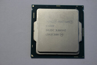 Predám procesory Intel - 8
