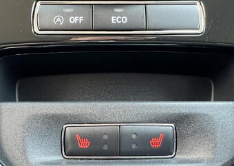 Ford Fiesta 1.0i KLIMA VÝHŘEV PŘ. SEDADEL benzín manuál - 8