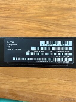 Samsung z flip 6, 256 GB - 8