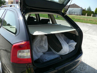 Škoda Octavia Combi 2.0 TDI CR DPF Elegance - 8