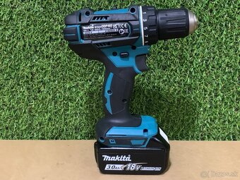 MAKITA Aku vŕtací skrutkovač Li-ion 18V bez aku Z DDF482 - 8