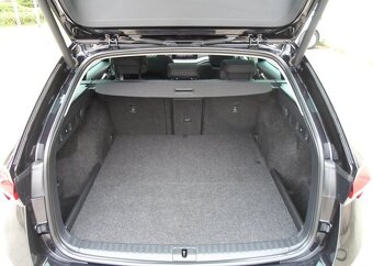 Škoda Octavia Combi 1.4 TSI iV PHEV Panorama/Možný odp DPH - 8
