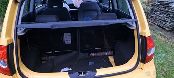 Predám len v celku volkswagen fox 1.2 - 8