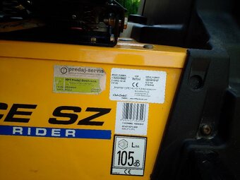 Trávny traktor ,rider CUB CADET Z-FORCE SZ 48 - 8