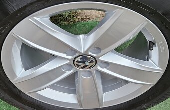 Prakticky nové, originálne disky VW - 5x112 r16 - 8