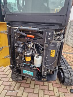 Minibager jcb 16c - 8