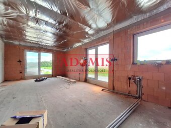 Predáme 5izbový tehlový bungalov Ruskov 126m2, pozemok 620m - 8