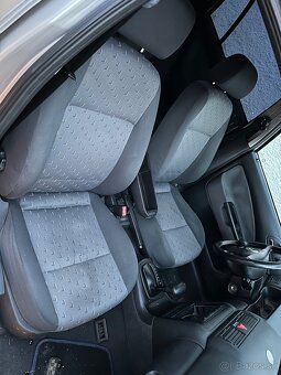 Škoda octavia 1.9Tdi 66/81kw náhradné diely - 8