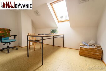 NÁMESTIE ANDREJA HLINKU - 120m2 dvojdom s 3 samostatnými vst - 8