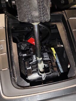 Mikrospínač páky radenia DSG prevodovka 6 a 7 stupňová - 8