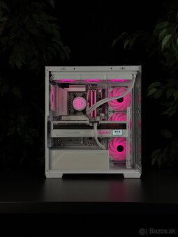 ☑️ Ryzen 7 9800X3D / RTX 5090 / 64GB RAM / 24M Zár - 8