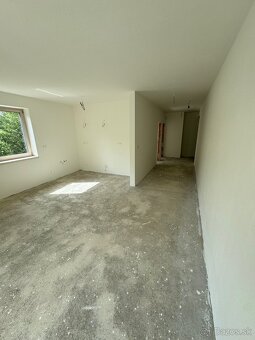 TOP PONUKA: Luxusný 4-izbový apartmán priamo na svahu 🏔️✨ - 8