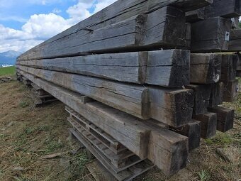 Rozobratá drevenica - 8