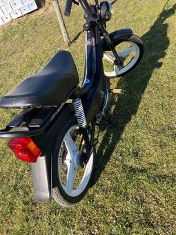 Predám Manet Korado čierne 216 - 8