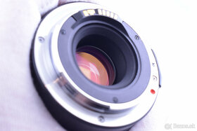 Canon EOS 700QD + Sigma UC Zoom 28-70mm f3.5 - 8