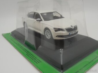 Škoda Superb I, Superb III "Kaleidoskop" 1/43 - 8