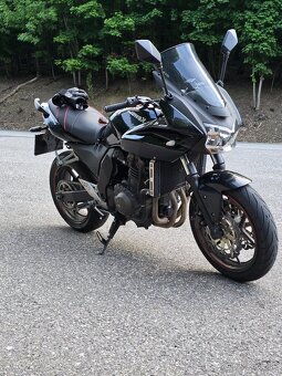 Kawasaki Z750S - 8