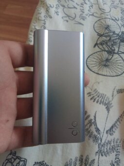 Predám elektrickú cigaretu značky glo - 8