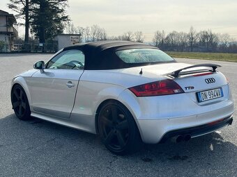 AUDI TT 2,0TFSi 147kw Cabrio S-Line 2007 - 8