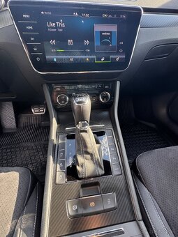 Škoda Superb Sportline 2.0 TDI DSG 4x4 147kW Virtual 4x4 - 8