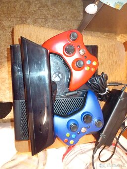 Predám.X.Box.360 - 8