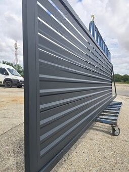 Samonosná brána - 8