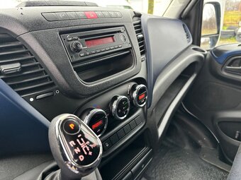 Iveco Daily 6 miestne, 3 liter Automat - 8