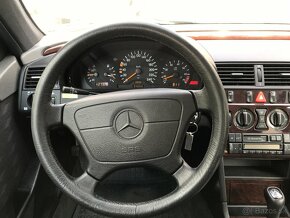 Mercedes W202 rok 1996 - 8