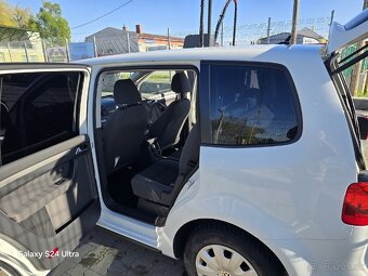 Volcwagen Touran 1.6TDI - 8