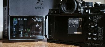 Nikon Z f - 8
