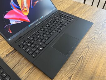 Asus Vivobook GO/Notebook/4GB RAM DDR4/128GB NvMe SSD/. - 8