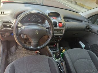 Peugeot 206 - 8