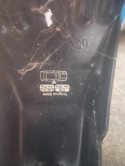 Predám originálne strešné nosiče BMW na E46 alebo E39 - 8