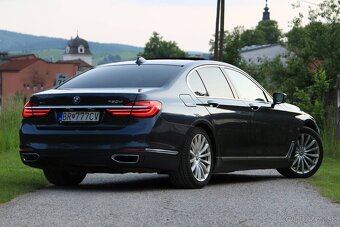 BMW Rad 7 730d xDrive A/T - 8